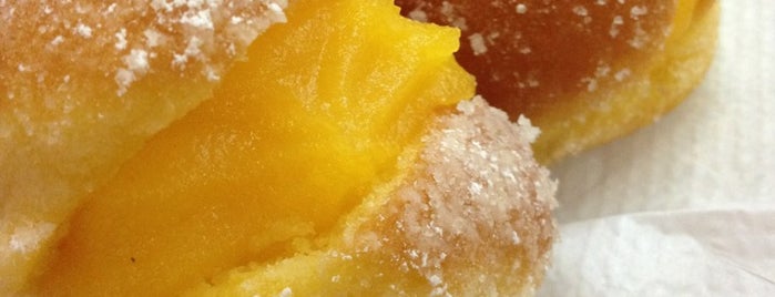 Pastelaria Malvarosa is one of Sítios.