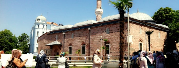 Джумая джамия (Dzhumaya Mosque) is one of Plovdiv.