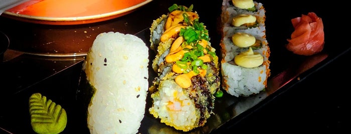 Jutsu Sushi & Noodles is one of مطاعم كوفي بريدة ..