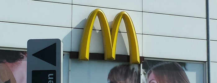 McDonald's is one of Orte, die Ann gefallen.