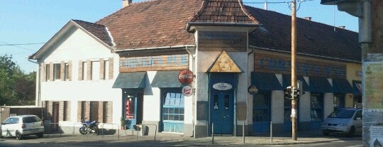 Corner's pub is one of Orte, die Erzsebet gefallen.