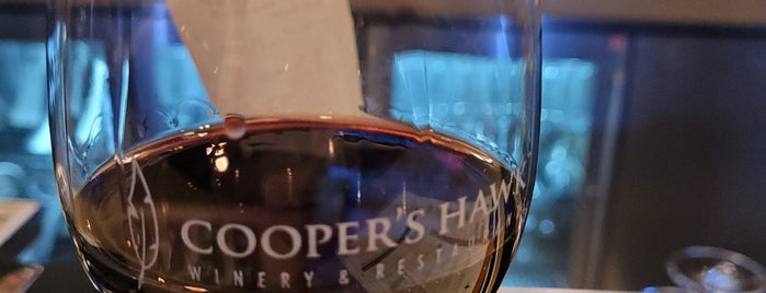 Cooper's Hawk Winery & Restaurant is one of Frank'ın Beğendiği Mekanlar.