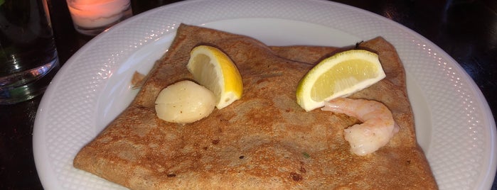 Creperie Beau Monde & L'Etage is one of PHL TODO.