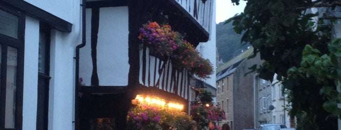 Cherub Inn is one of 25 Pubs You Must Drink In Before You Die.