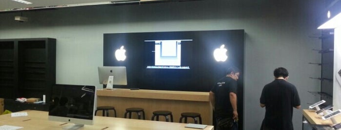 Apple shop @ PWB PK is one of CentralPlaza Pinklao -SHOPS.