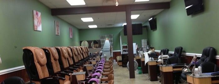 Tracy's Nail Care LLC is one of SU Pending Merges.