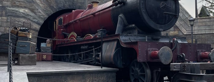 Hogwarts Express Hogsmeade Station is one of My vacation @ Osaka.