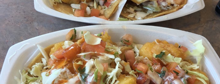 Tacos Baja Ensenada is one of Posti che sono piaciuti a Rj.