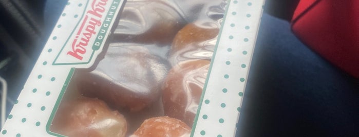 Krispy Kreme Santa Fe is one of Los mejores lugares.