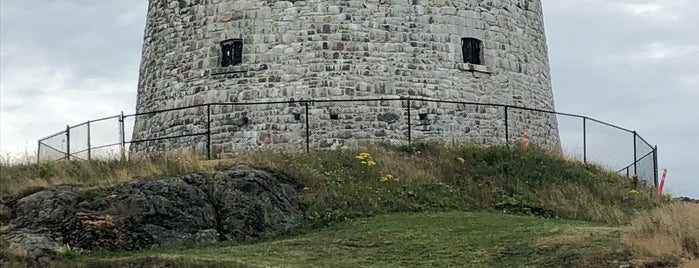 Carleton Martello Tower is one of Kim’s Liked Places.