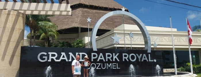 Grand Park Royal Cozumel is one of mis lugares!!!.