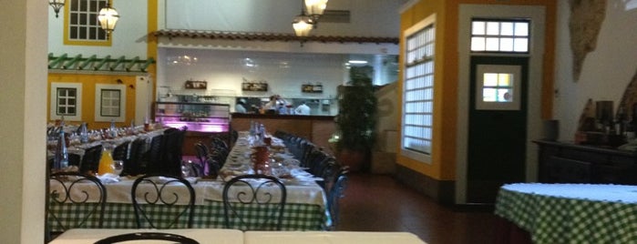 Pateo Restaurante is one of สถานที่ที่บันทึกไว้ของ Margarida.