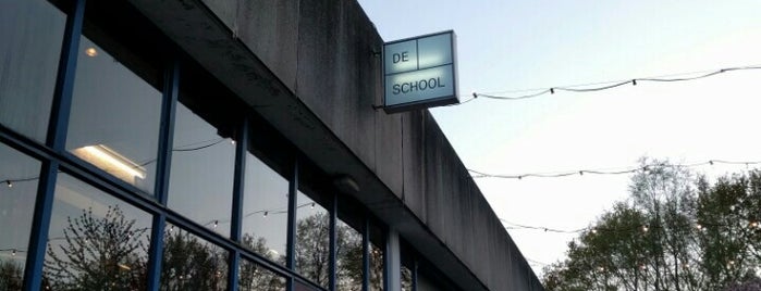 De School is one of Кофешопы Амстера и другие планы.