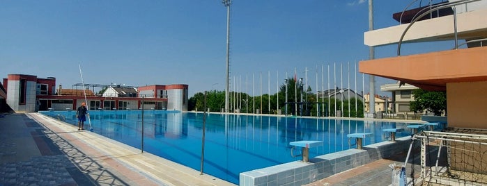 Narlıdere Yüzme Havuzu is one of Havuz.