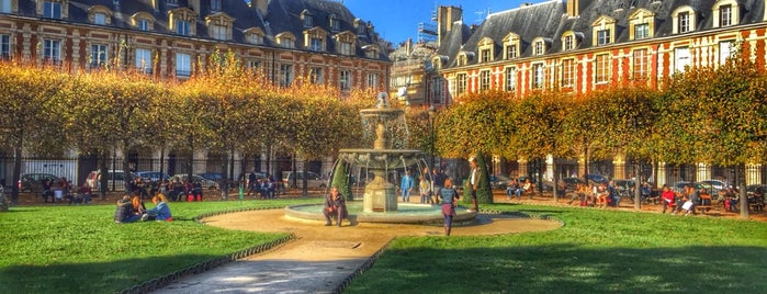 Place des Vosges is one of wish list.
