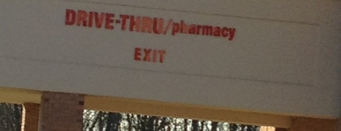 CVS pharmacy is one of Orte, die Kelly gefallen.