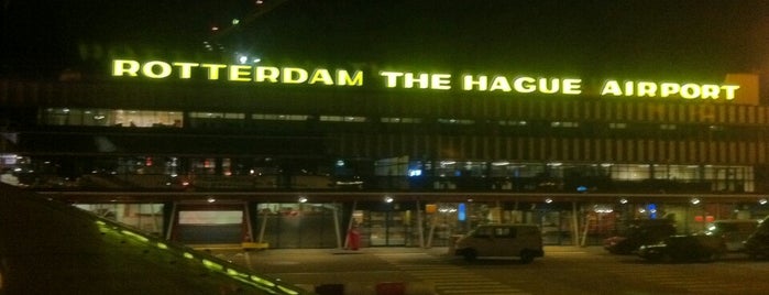 Rotterdam The Hague Airport is one of สถานที่ที่ Mert Efe ถูกใจ.