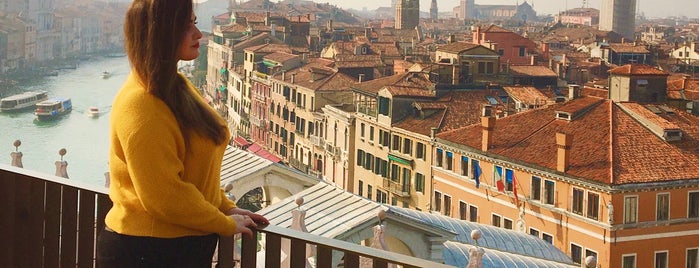 Rooftop Terrace is one of Venecia.