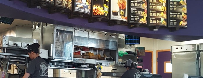 Taco Bell is one of Reidさんのお気に入りスポット.