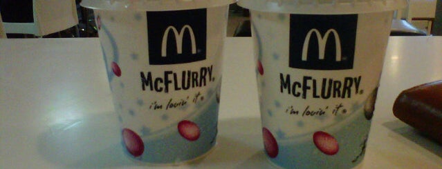 McDonald's is one of Locais curtidos por Kurniawan Arif.