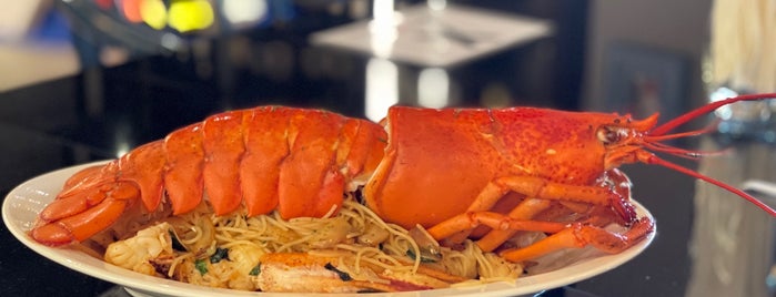 Lobster & More is one of ร้านกาแฟ,คาเฟ่ ในกรุงเทพ.
