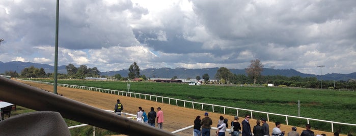 Parque hipódromo el Rosal is one of Bogotá.