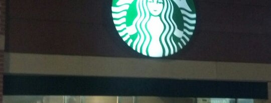 Starbucks is one of Tempat yang Disukai Berenice.