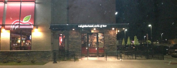 Applebee's Grill + Bar is one of Lugares favoritos de Justin.