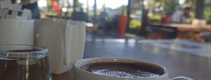 Cafe Şölen is one of İzmir.