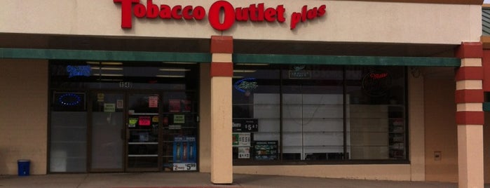 Tobacco Outlet Plus is one of สถานที่ที่ Joshua ถูกใจ.