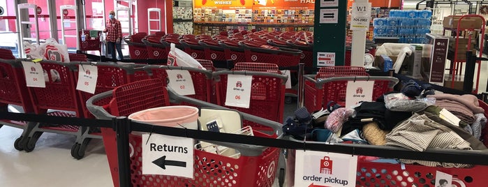 Target is one of Shop til You Drop! 💳.