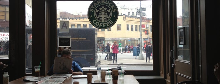 Starbucks is one of Karen : понравившиеся места.