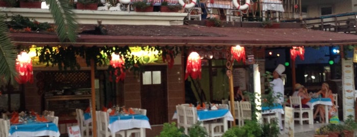 Aspendos Restaurant is one of สถานที่ที่ Selçuk ถูกใจ.