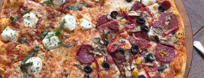 Pizzaria di Mozza is one of Posti che sono piaciuti a Caner.