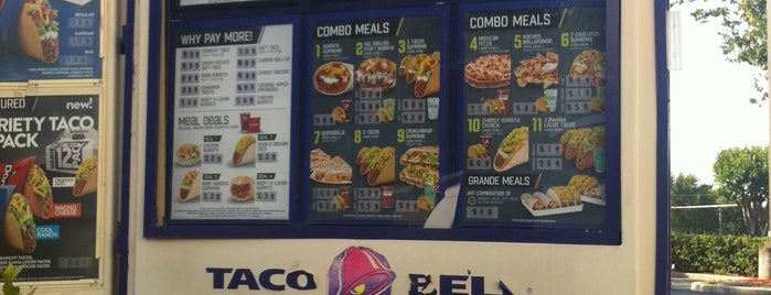 Taco Bell is one of Orte, die Bryan gefallen.
