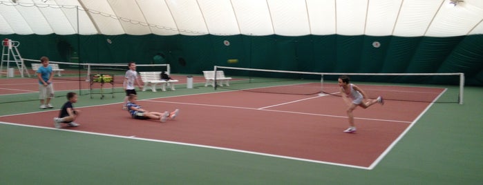 Теннис Парк is one of Спорт.