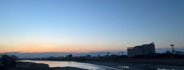 長良橋 is one of ばぁのすけ39号さんのお気に入りスポット.