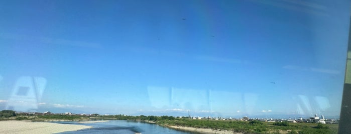 東海道本線 木曽川橋梁 is one of 鉄道の橋.