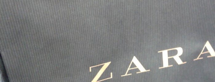 Zara is one of Lugares  que gosto.