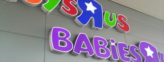 Toys"R"Us/Babies"R"Us is one of Locais curtidos por Kevin.