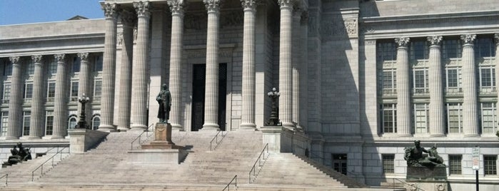 Missouri State Capitol is one of All Caps.