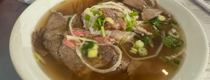 Pho Lan is one of Alyssia's Dining Favourites.