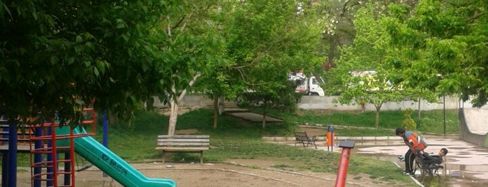 Kızılay Parkı is one of สถานที่ที่ Ahmet ถูกใจ.