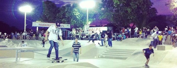 Praça da Juventude/Skatepark is one of Lugares favoritos de Vinicius.