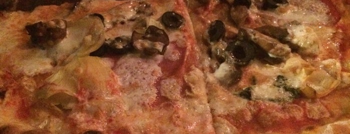 Osteria 10 is one of The 15 Best Places for Pizza in Guadalajara.