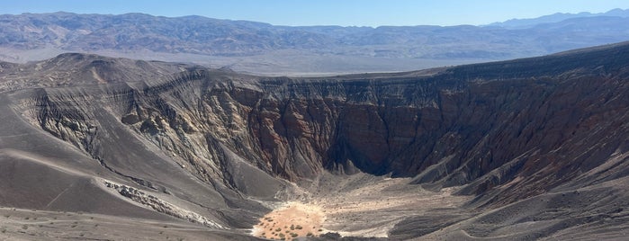 Ubehebe Crater is one of Cali hikes.