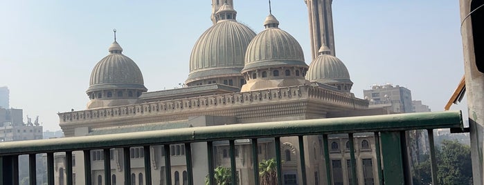 Al Noor Mosque is one of list.