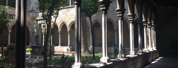 Església de Santa Anna is one of Favorite places Barcelona.