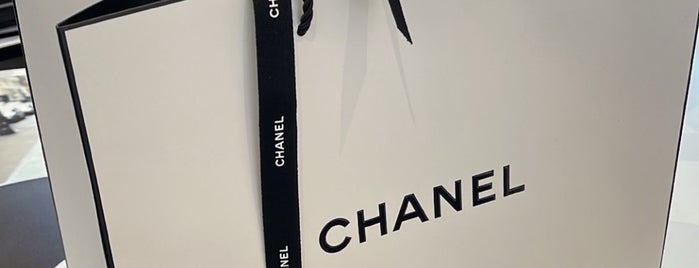 Chanel Boutique is one of Germany 🇩🇪.