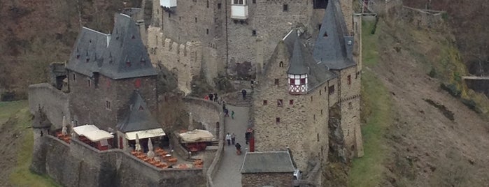 Burg Eltz is one of D3Liste.